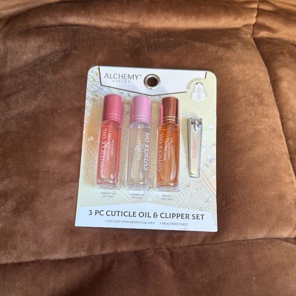 Alchemy Living Cuticle Oil & Clipper Set